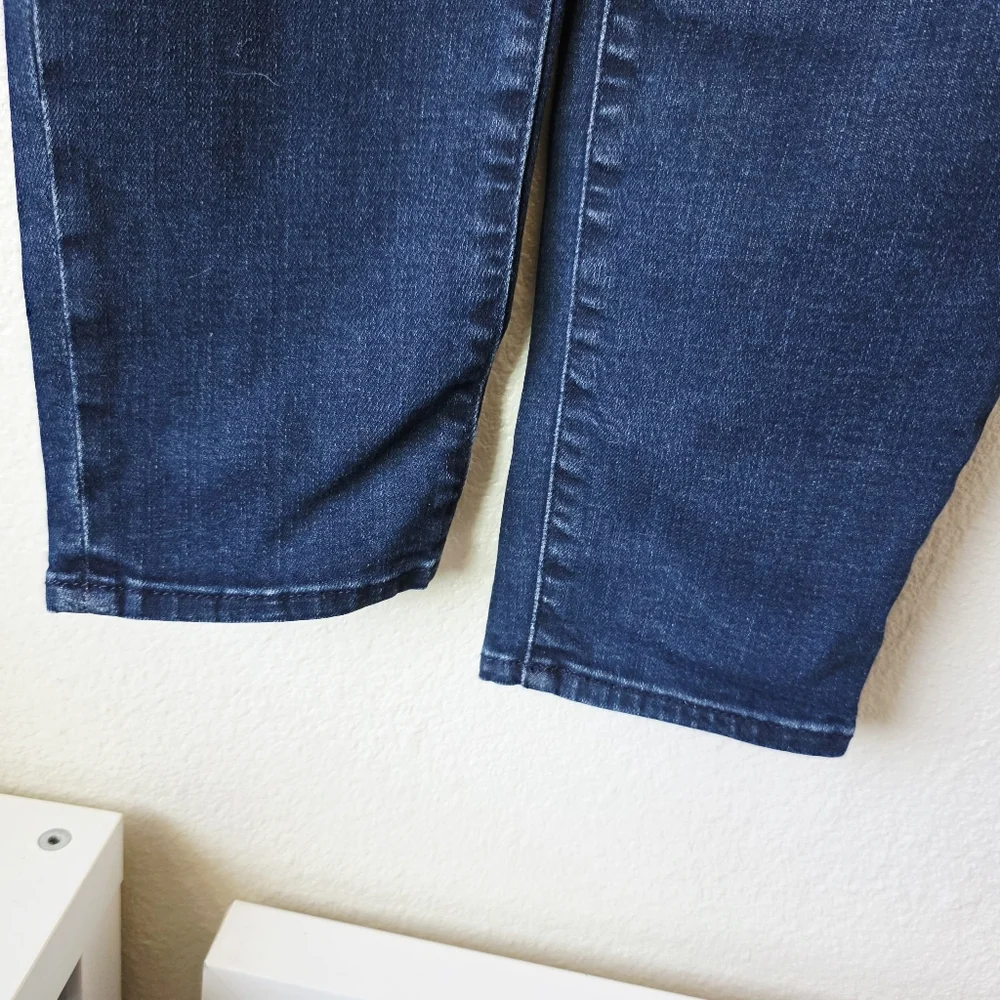 A&F Harper Low rise Super Skinny Jean 29 Short